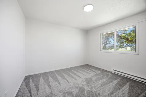 914-916 32nd Street N Fargo ND 58102