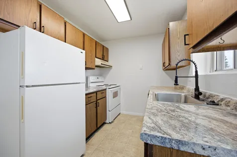 914-916 32nd Street N Fargo ND 58102