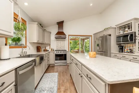 734 7th Street N Montrose MN 55363