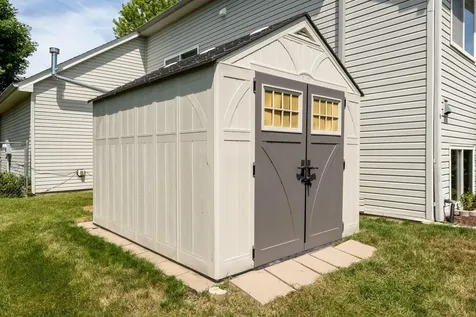 734 7th Street N Montrose MN 55363