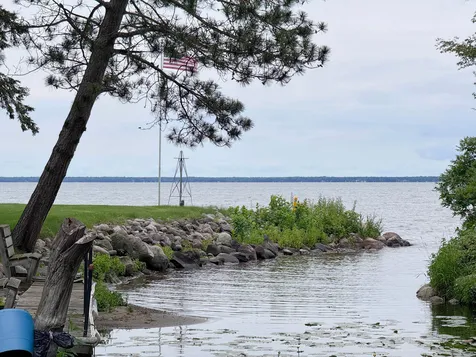20796 326th Place Isle MN 56342