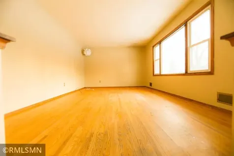 13113 Irving Avenue S Burnsville MN 55337