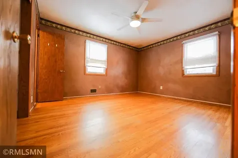 13113 Irving Avenue S Burnsville MN 55337