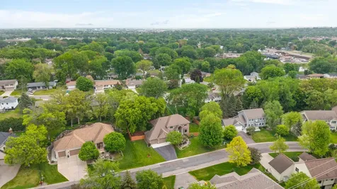 14809 White Oak Drive Burnsville MN 55337