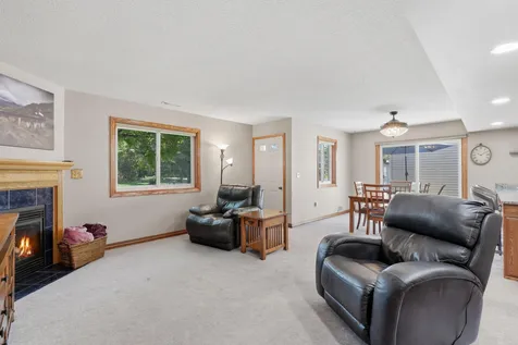 2513 Wimbledon Place Woodbury MN 55125