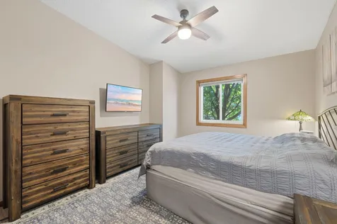2513 Wimbledon Place Woodbury MN 55125