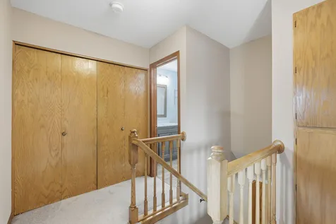 2513 Wimbledon Place Woodbury MN 55125