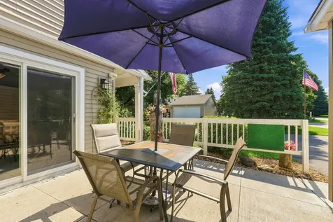 2513 Wimbledon Place Woodbury MN 55125