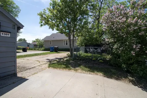 1301 10th Street S Fargo ND 58103