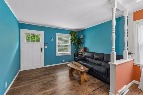 2924 Blackstone Avenue Saint Louis Park MN 55416