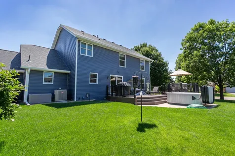 247 Pendryn Hill Circle Woodbury MN 55125