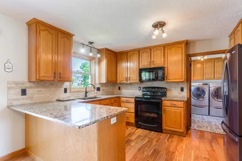 247 Pendryn Hill Circle Woodbury MN 55125