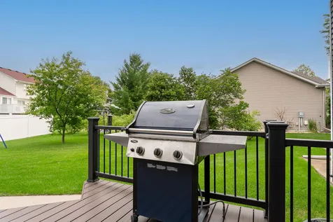 247 Pendryn Hill Circle Woodbury MN 55125