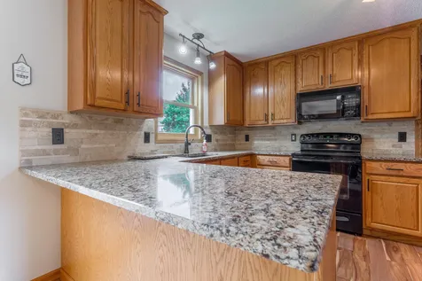 247 Pendryn Hill Circle Woodbury MN 55125