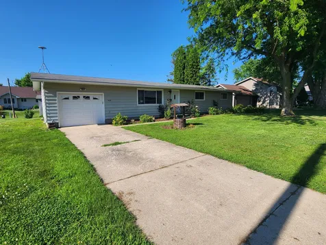508 NW Lincoln Street Adams MN 55909