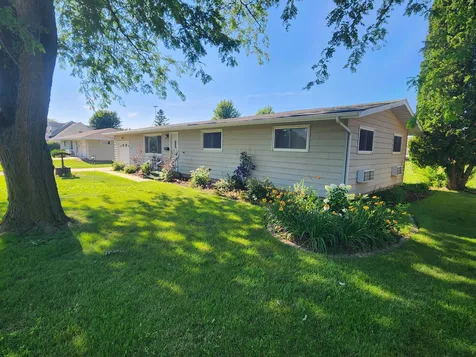 508 NW Lincoln Street Adams MN 55909