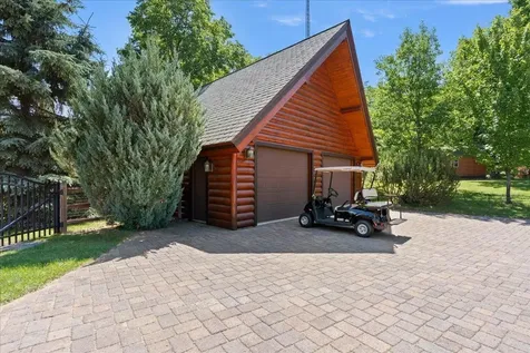7127 Forestview Road NW Walker MN 56484