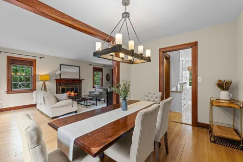 1244 Roselawn Avenue W Roseville MN 55113