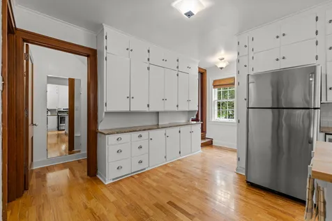 1244 Roselawn Avenue W Roseville MN 55113