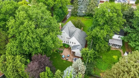 1244 Roselawn Avenue W Roseville MN 55113