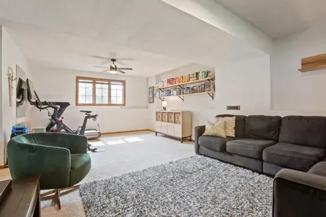 20615 Jaguar Avenue Lakeville MN 55044