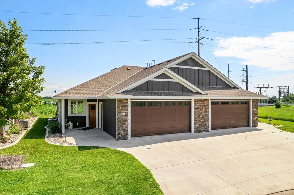 127 Highland Circle Dassel MN 55325
