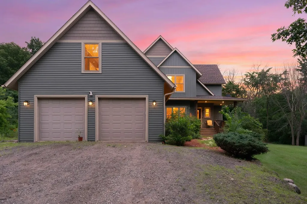 4301 392nd Street North Branch MN 55056