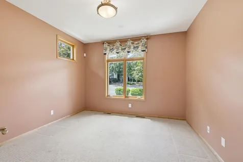 8117 Xerxes Circle Bloomington MN 55431