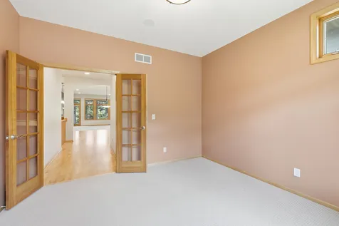 8117 Xerxes Circle Bloomington MN 55431