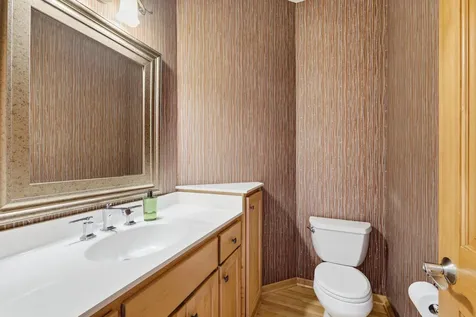 8117 Xerxes Circle Bloomington MN 55431
