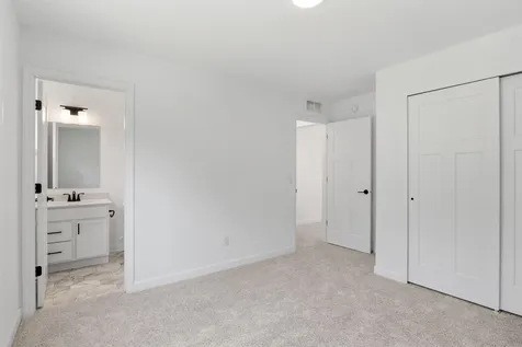 2493 Rock Elm Road Shakopee MN 55379