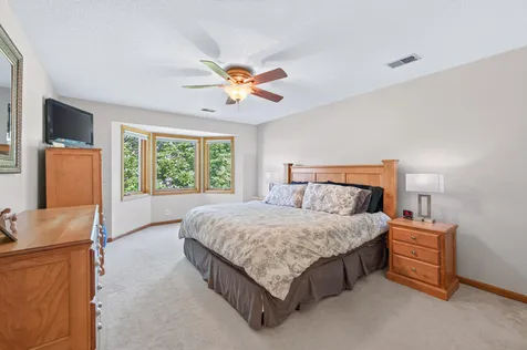 4283 Hillview Lane Vadnais Heights MN 55127