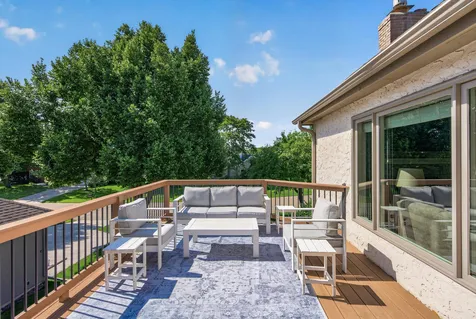 4283 Hillview Lane Vadnais Heights MN 55127