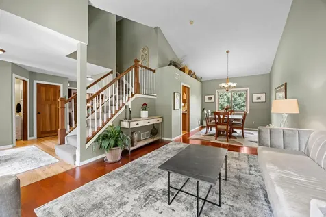 17633 Iberia Avenue Lakeville MN 55044
