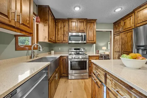 17633 Iberia Avenue Lakeville MN 55044