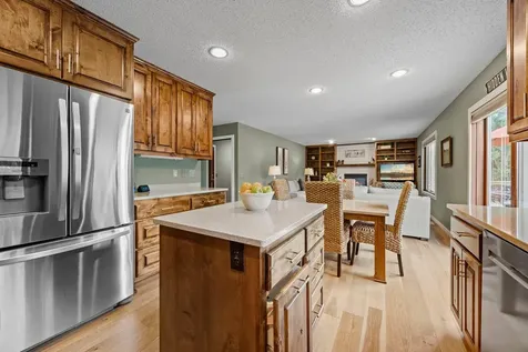 17633 Iberia Avenue Lakeville MN 55044