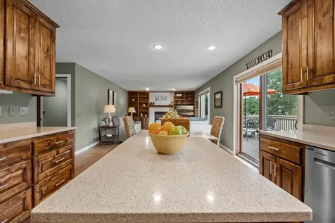 17633 Iberia Avenue Lakeville MN 55044
