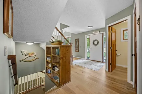 17633 Iberia Avenue Lakeville MN 55044
