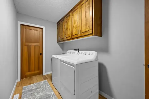 17633 Iberia Avenue Lakeville MN 55044