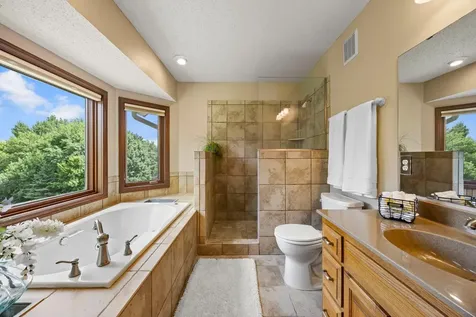 17633 Iberia Avenue Lakeville MN 55044