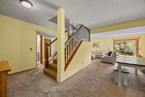 17633 Iberia Avenue Lakeville MN 55044