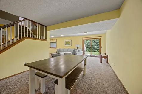 17633 Iberia Avenue Lakeville MN 55044