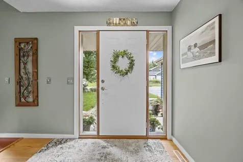 17633 Iberia Avenue Lakeville MN 55044