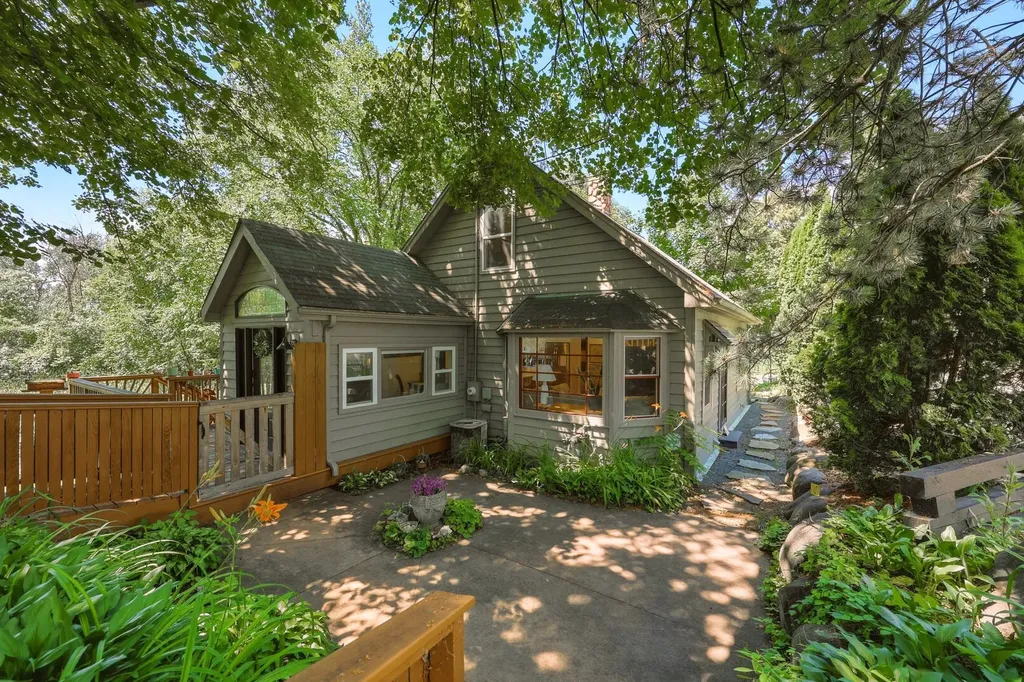 2605 Tyrone Lane Mound MN 55364
