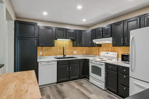 10540 43rd Avenue N Plymouth MN 55442
