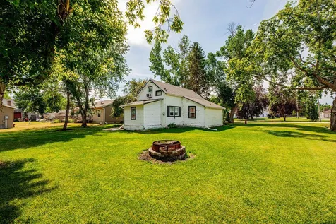 212 Canning Street E Hendrum MN 56550