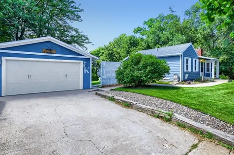5745 Babcock Trail Inver Grove Heights MN 55077