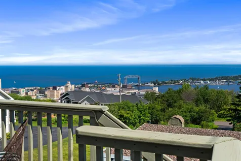 615 W 6th Street Duluth MN 55806