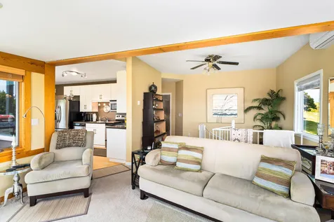 615 W 6th Street Duluth MN 55806
