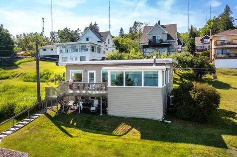 615 W 6th Street Duluth MN 55806
